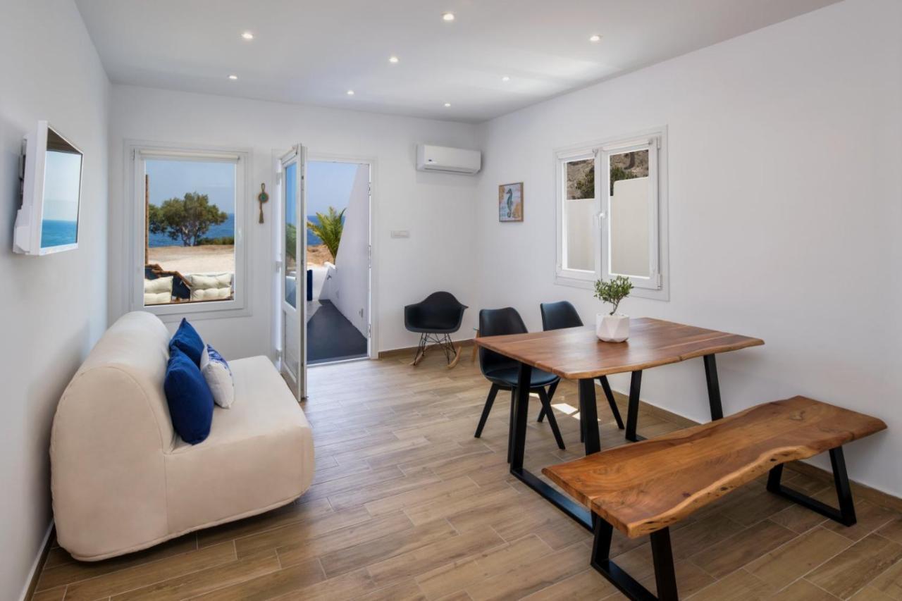 Peaceful Seafront Retreat In Santorini -Sonus Mare Beach Houses Βούρβουλος Εξωτερικό φωτογραφία