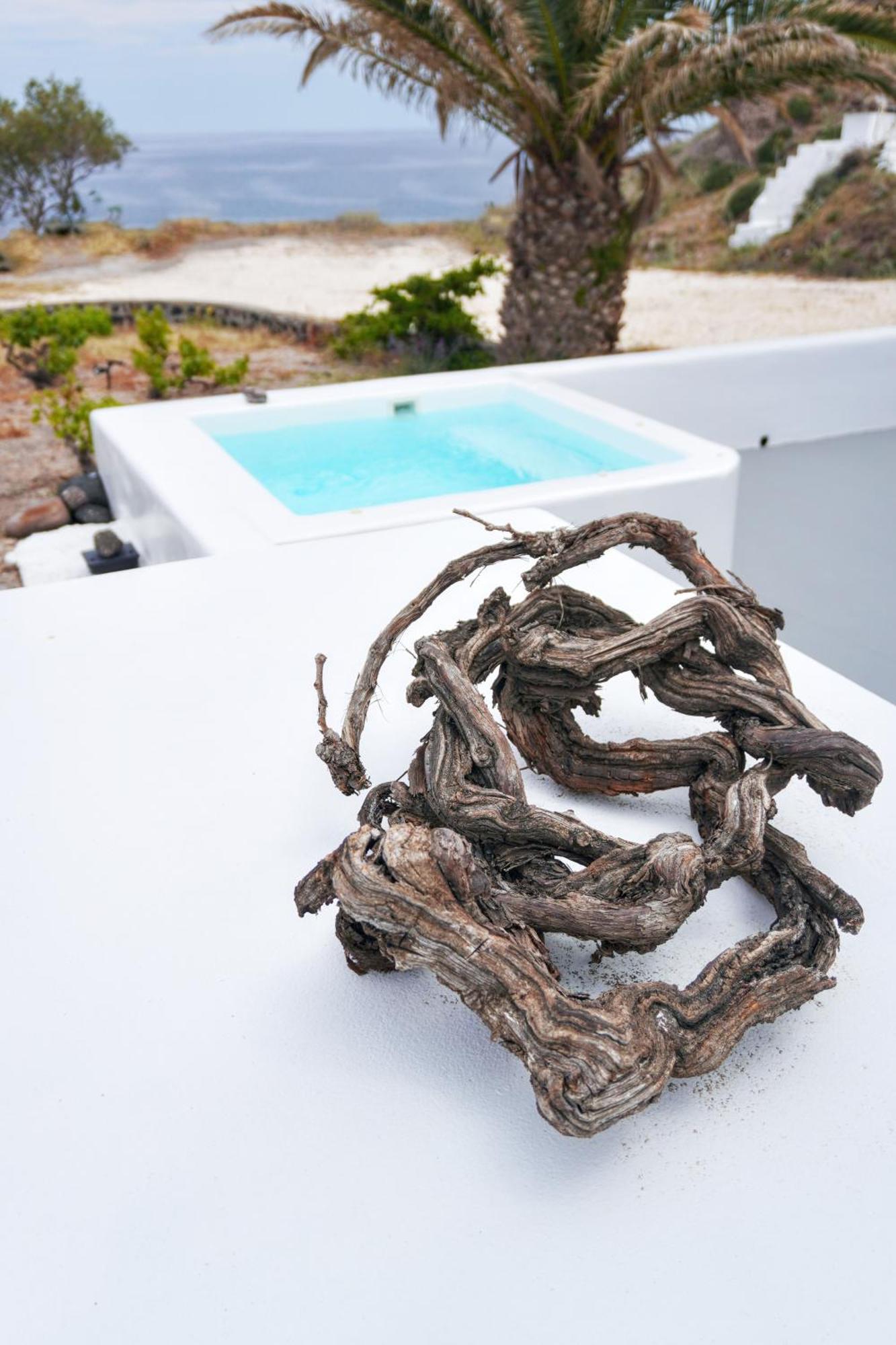 Peaceful Seafront Retreat In Santorini -Sonus Mare Beach Houses Βούρβουλος Εξωτερικό φωτογραφία